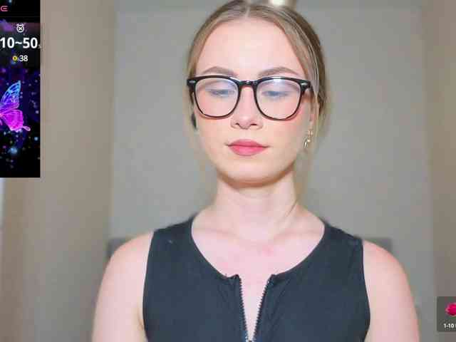 AminaLuxuryyy webcam