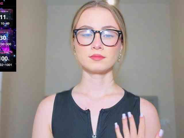 AminaLuxuryyy webcam