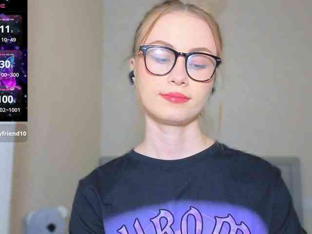 AminaLuxuryyy webcam