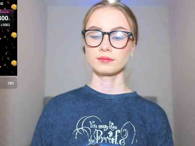 AminaLuxuryyy webcam