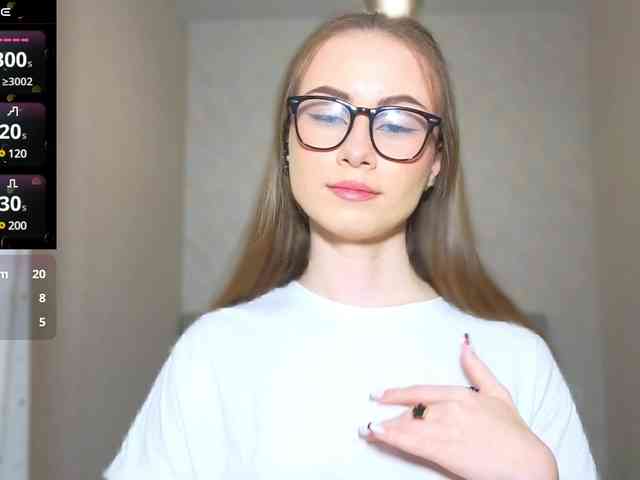 AminaLuxuryyy webcam