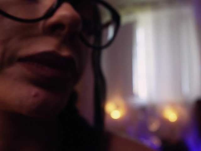 Sex chat gratuit in direct cu Oddetteblackk1 pe BongaCams