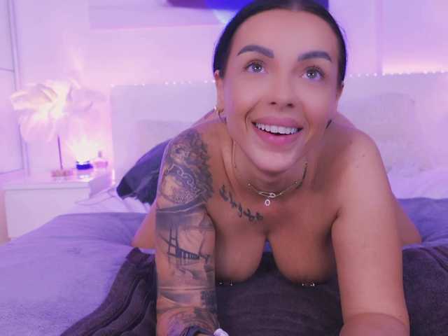 Oddetteblackk1 from BongaCams is Freechat