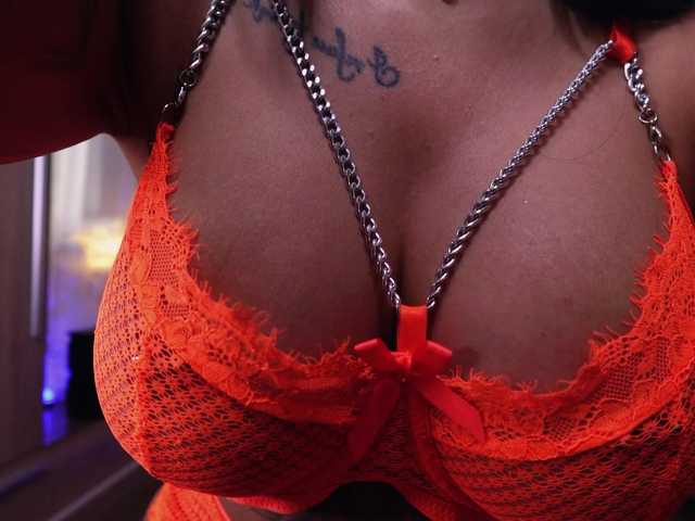 Sex chat gratuit in direct cu Oddetteblackk1 pe BongaCams