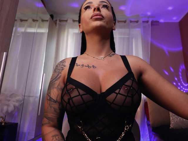 Sex chat gratuit in direct cu Oddetteblackk1 pe BongaCams