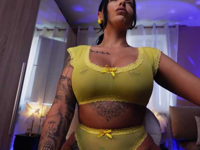 Sex chat gratuit in direct cu Oddetteblackk1 pe BongaCams