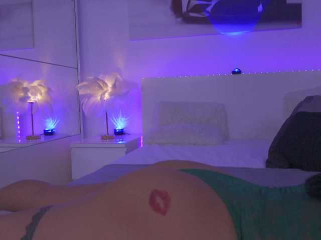 Oddetteblackk1 from BongaCams is Freechat