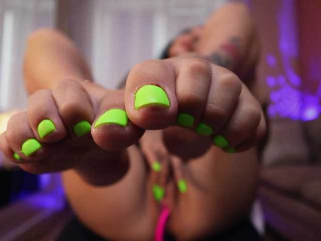 Sex chat gratuit in direct cu Oddetteblackk1 pe BongaCams