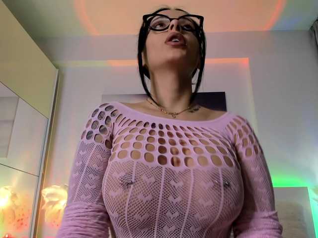 Sex chat gratuit in direct cu Oddetteblackk1 pe BongaCams