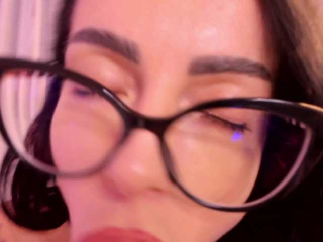 Sex chat gratuit in direct cu Oddetteblackk1 pe BongaCams