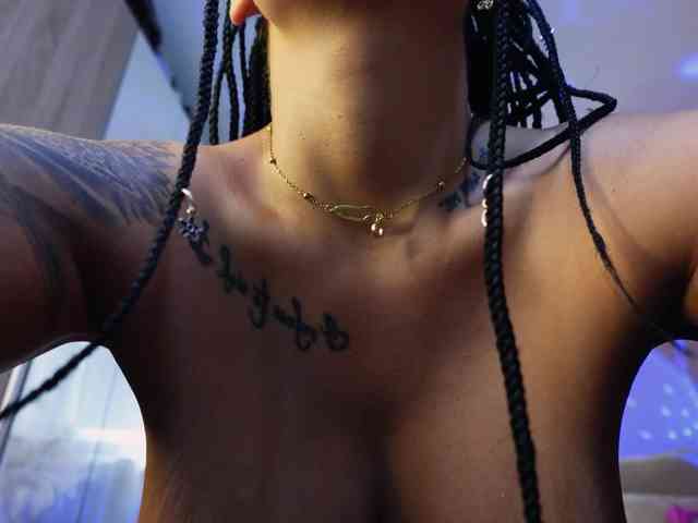 Oddetteblackk1 webcam