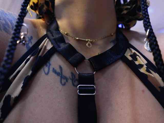 Oddetteblackk1 webcam