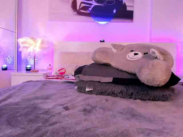 Oddetteblackk1 Live Webcam on BongaCams