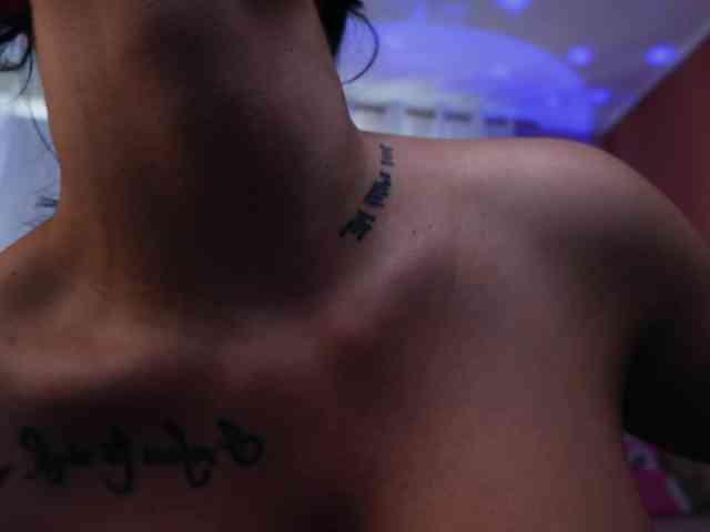 Oddetteblackk1 webcam