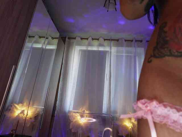 Oddetteblackk1 webcam