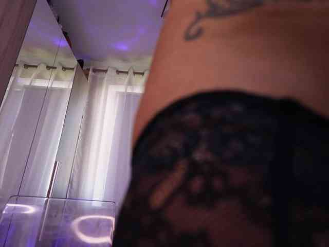 Oddetteblackk1 webcam