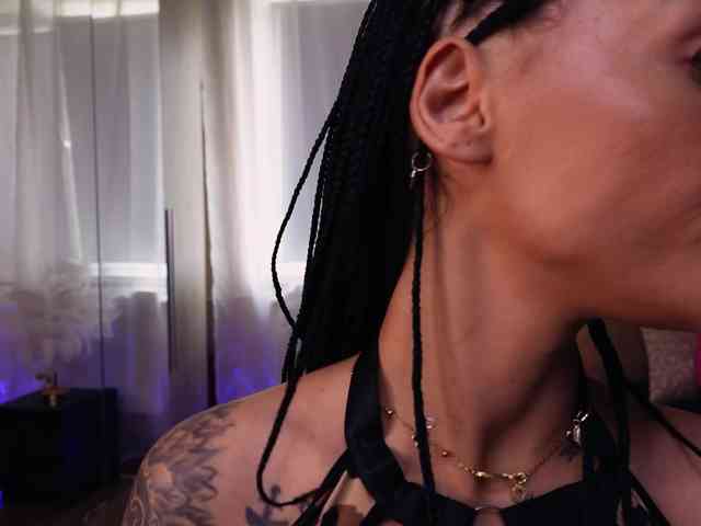 Oddetteblackk1 webcam