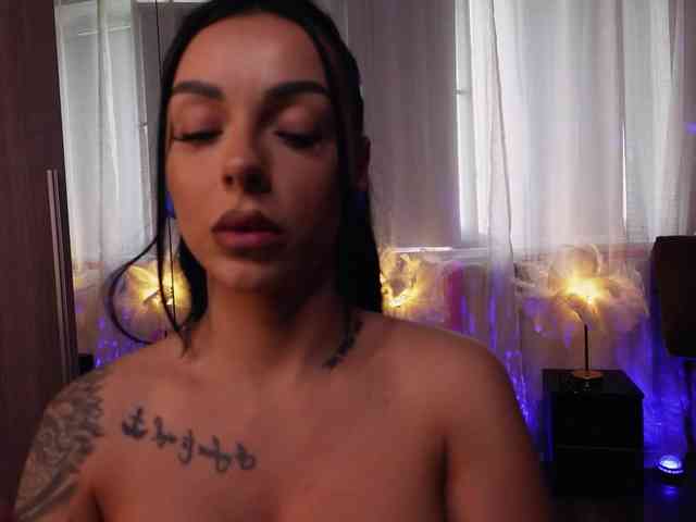 Oddetteblackk1 webcam