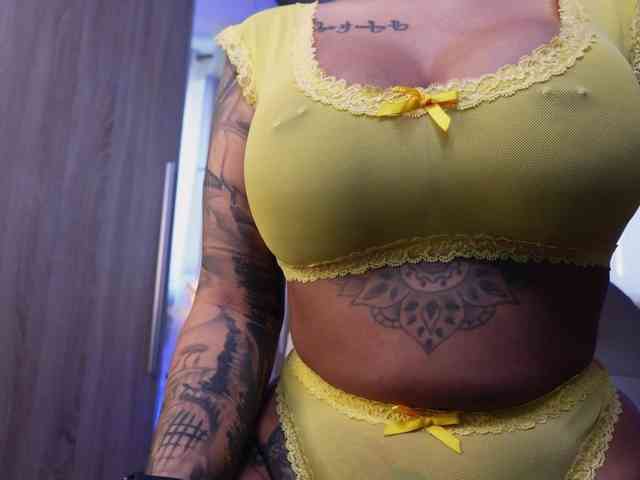 Oddetteblackk1 webcam