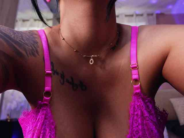 Oddetteblackk1 webcam