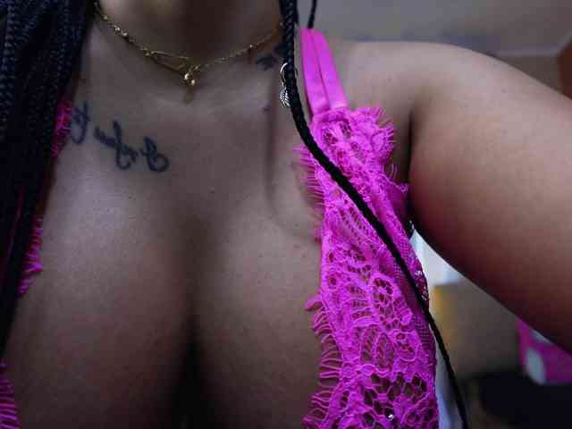 Oddetteblackk1 webcam