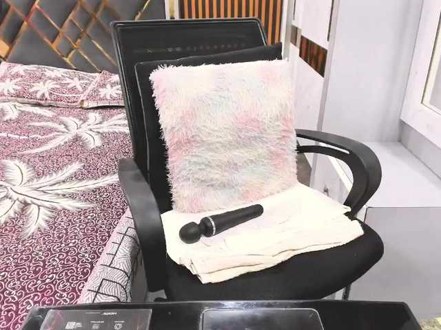 Indiankitty11's BongaCams show and profile