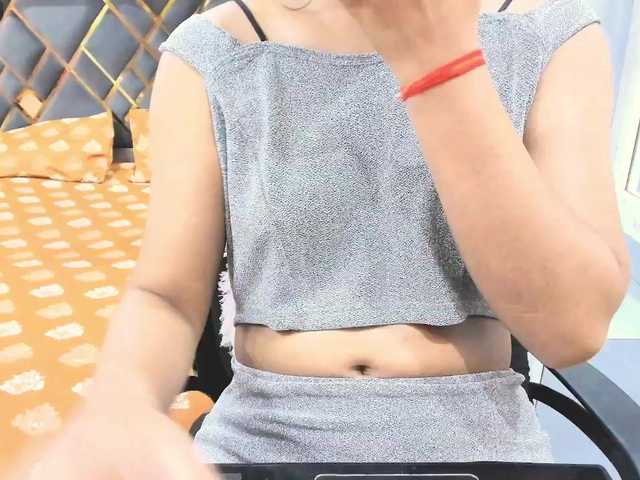 Indiankitty11's BongaCams show and profile