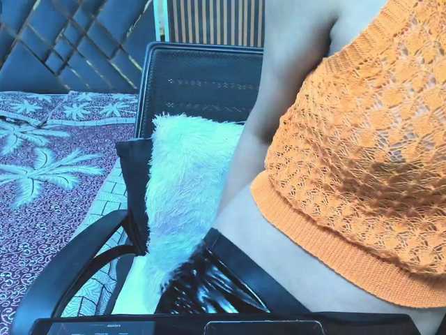 Indiankitty11's BongaCams show and profile