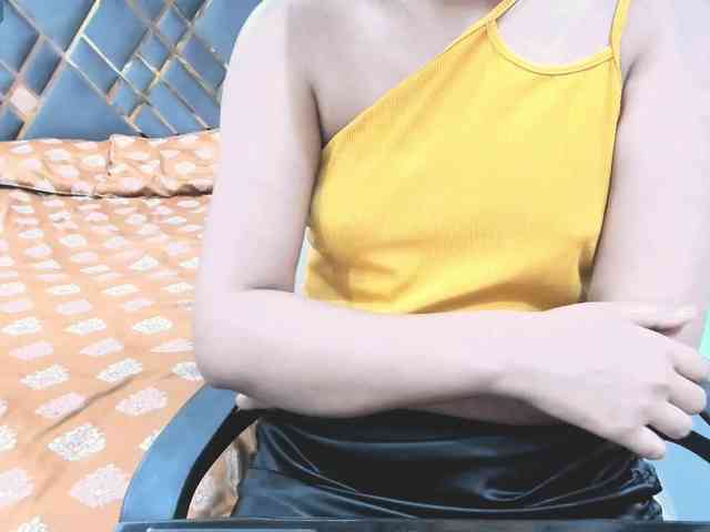 Indiankitty11 webcam