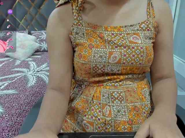 Indiankitty11 webcam