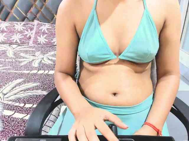 Indiankitty11 webcam