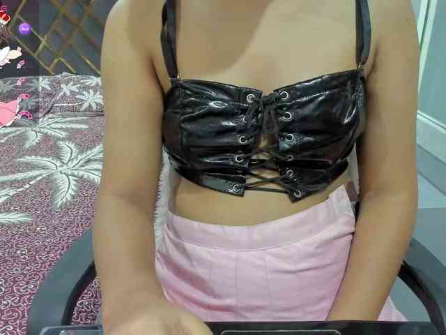 Indiankitty11 webcam