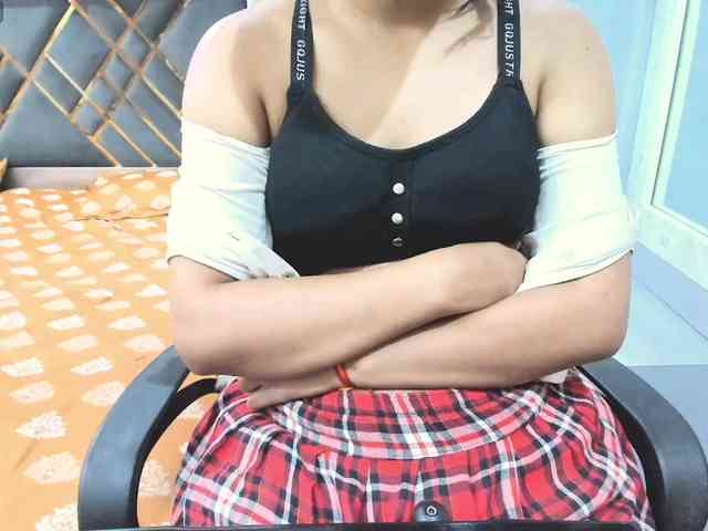 Indiankitty11 webcam