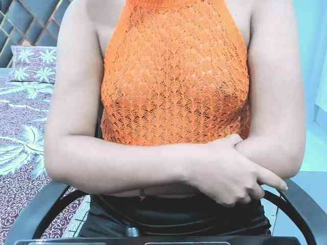 Indiankitty11 webcam