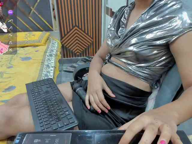 Indiankitty11 webcam
