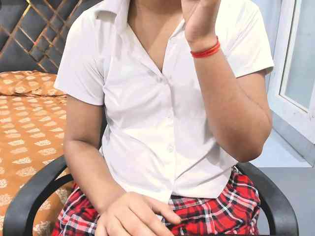 Indiankitty11 webcam