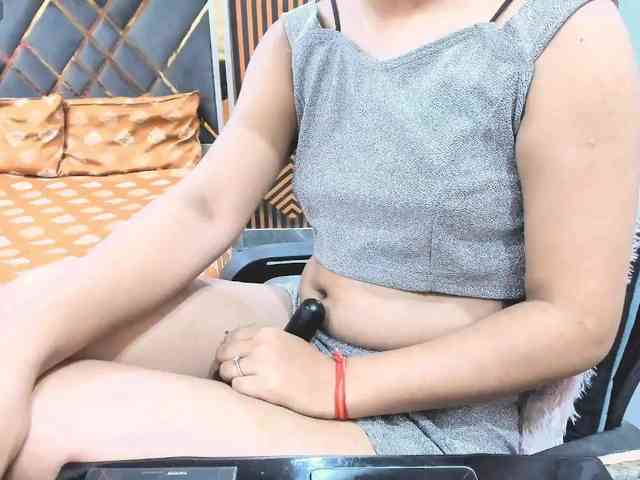 Indiankitty11 webcam