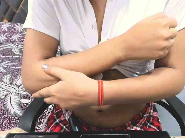 Indiankitty11 webcam