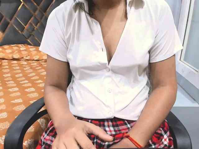 Indiankitty11 webcam