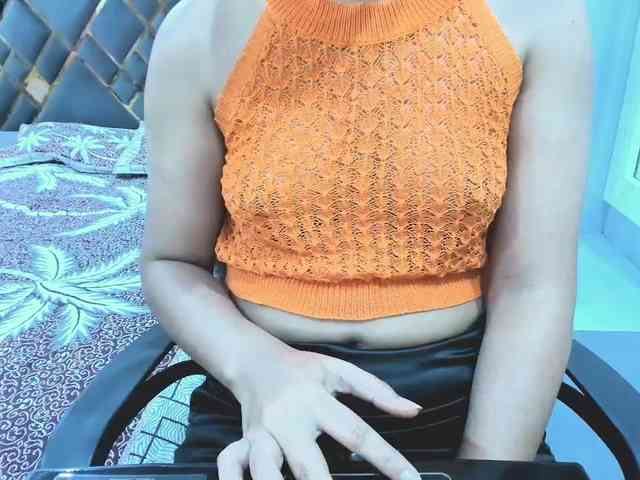 Indiankitty11 webcam