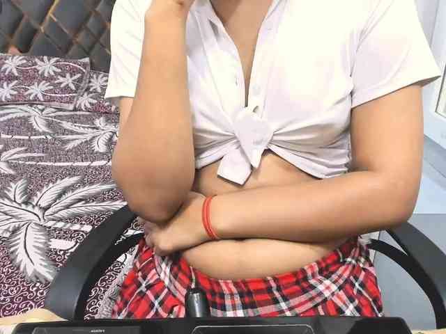 Indiankitty11 webcam