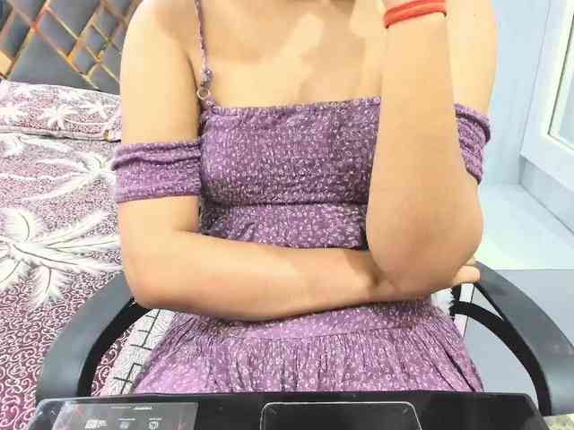 Indiankitty11 webcam