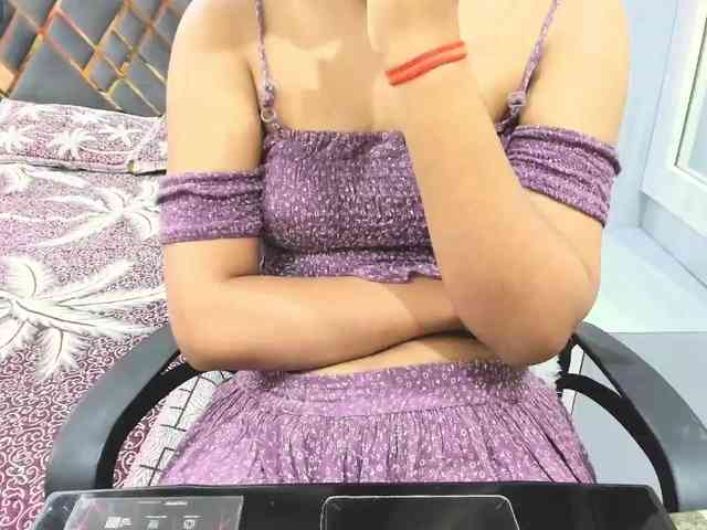 Indiankitty11 webcam