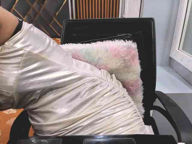 Indiankitty11 webcam