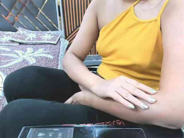 Indiankitty11 webcam