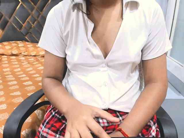 Indiankitty11 webcam