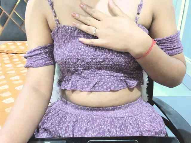 Indiankitty11 webcam