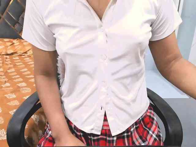 Indiankitty11 webcam