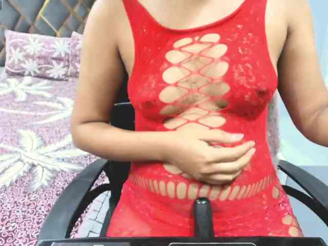 Indiankitty11 webcam