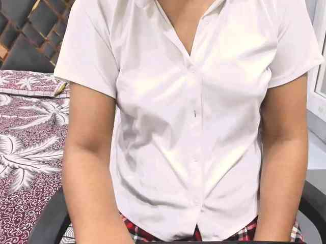 Indiankitty11 webcam